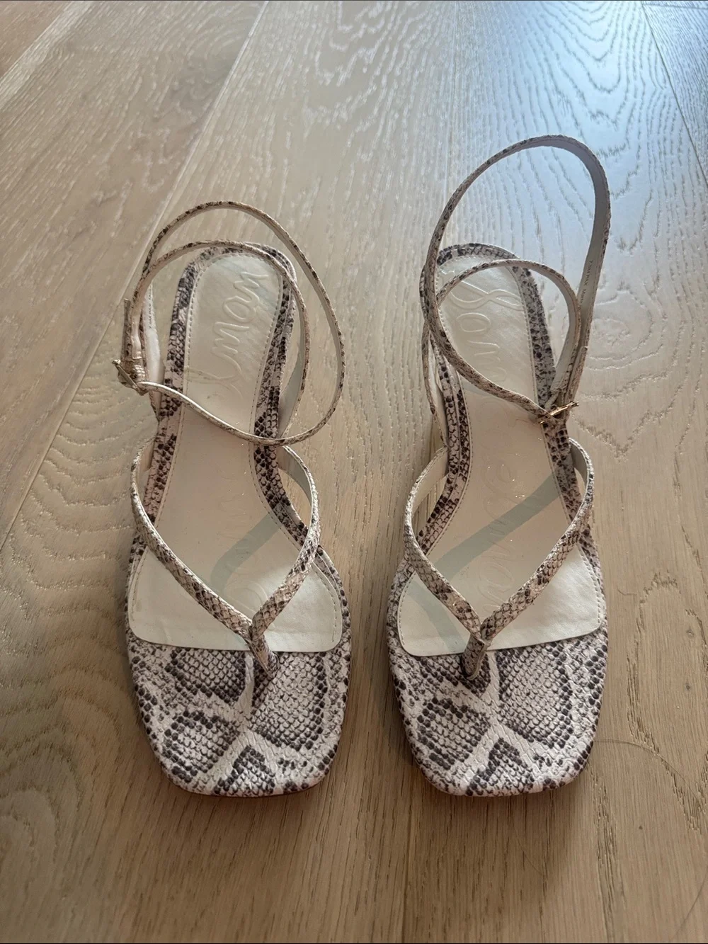 Snake-Print Strappy Women’s Sandals in Neutral